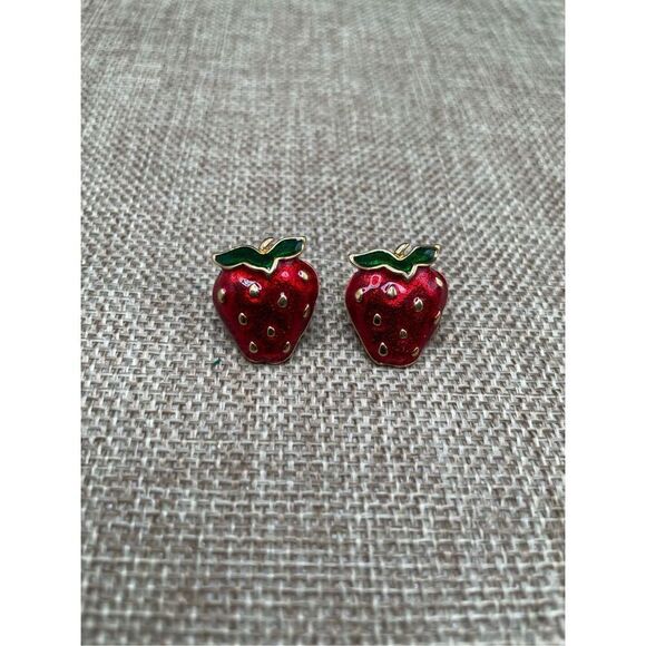 Strawberry Pierced Earrings - Picture 5 of 5